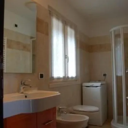 Rustikales Haus In Ruhiger Lage Mit Seesicht By Interhome Prázdninový dům Pianello Del Lario